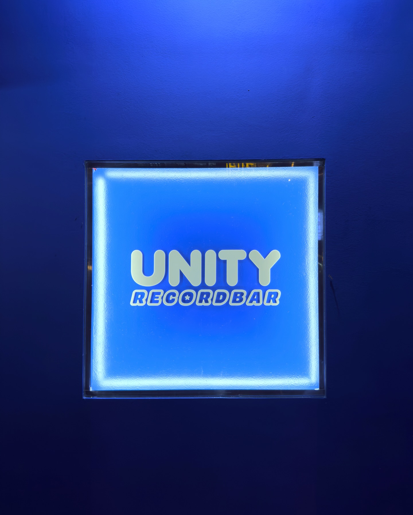 UNITY Record Bar, Sangsu
